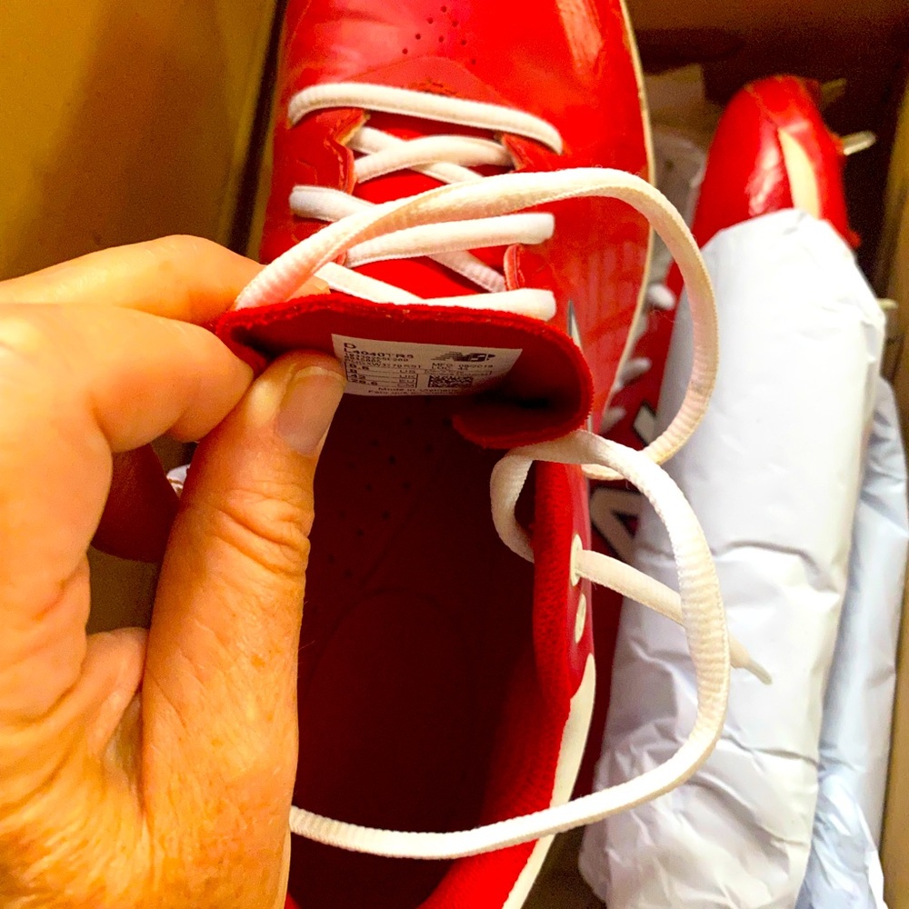 New Balance baseball cleats size 7